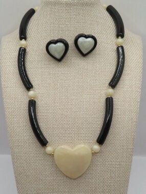 Avon Vintage Heart Necklace & Earrings Set, Black & Pearlized Cream No Callouts